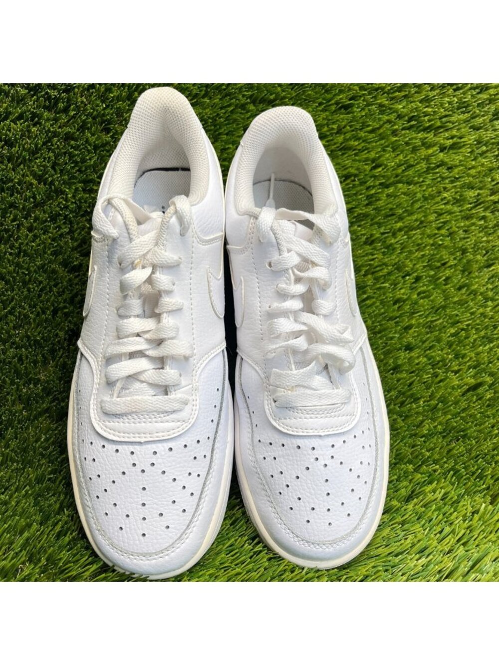 Nike Court Vision Low Women Size 10 Triple White Athletic Leather Shoes Sneakers